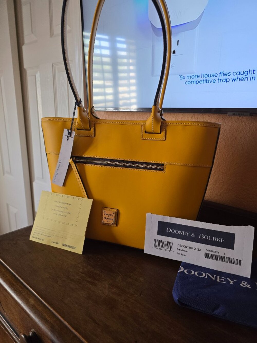 DOONEY & BOURKE Beacon Zip Tote Dandelion Yellow